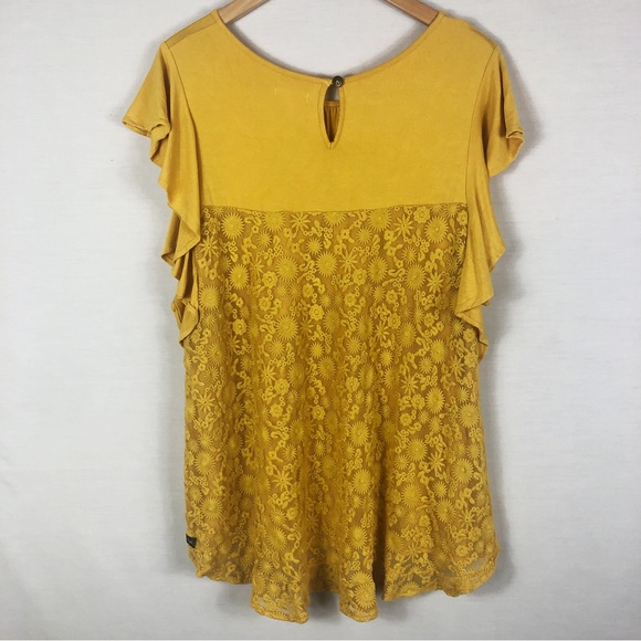 Matilda Jane Bocce Ball Flutter Sleeve Top | Yellow Gold | Size Large - Picture 8 of 8